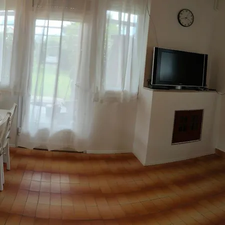 فيلة House