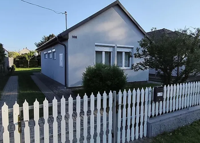 Villa House Balatonfenyves